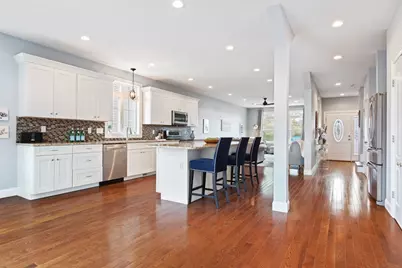 32 Colonial Rd, Webster, MA 01570 - Photo 5