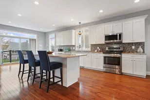 32 Colonial Rd, Webster, MA 01570 - Photo 5