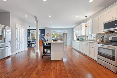 32 Colonial Rd, Webster, MA 01570 - Photo 7