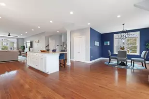 32 Colonial Rd, Webster, MA 01570 - Photo 9