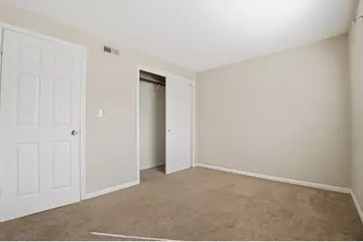 5455 North Main Street #3D, Fall River, MA 02720 - Photo 17