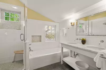 331 Mystic St, Arlington, MA 02474 - Photo 23