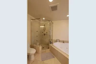 31-33 Florence St #31, Newton, MA 02453 - Photo 15