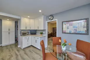 291 Russett Rd, Brookline, MA 02467 - Photo 9