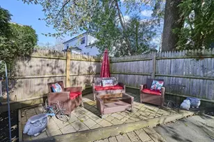 291 Russett Rd, Brookline, MA 02467 - Photo 13