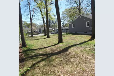116 Commonwealth Ave, Lowell, MA 01852 - Photo 9