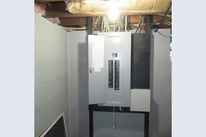 116 Commonwealth Ave, Lowell, MA 01852 - Photo 27
