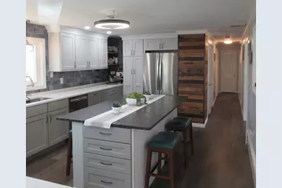 116 Commonwealth Ave, Lowell, MA 01852 - Photo 11