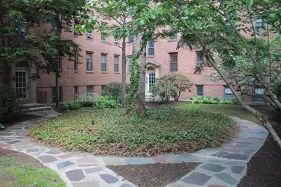 16 Ware St #1, Cambridge, MA 02138 - Photo 3