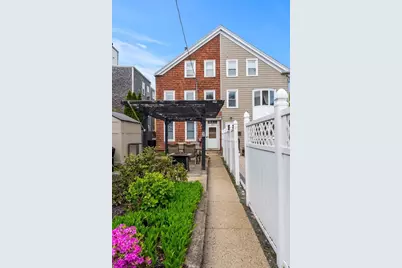652 E 2nd St, Boston, MA 02127 - Photo 19