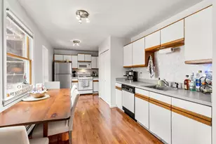 652 E 2nd St, Boston, MA 02127 - Photo 9