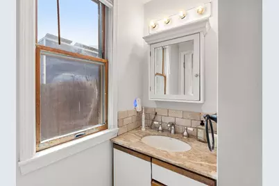 652 E 2nd St, Boston, MA 02127 - Photo 13