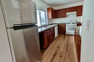 41 Avon St, Malden, MA 02148 - Photo 5