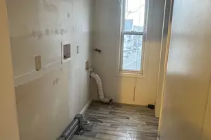 30 Elliot St, Worcester, MA 01605 - Photo 9