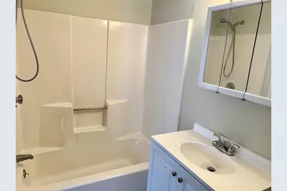 186 Commercial St #1, Weymouth, MA 02188 - Photo 5