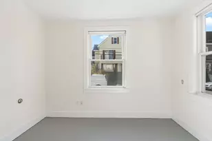 337 Newton St, Waltham, MA 02453 - Photo 13