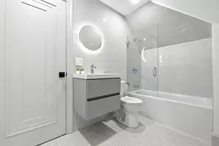 8 Stetson St, Brookline, MA 02446 - Photo 31