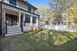 8 Stetson St, Brookline, MA 02446 - Photo 3