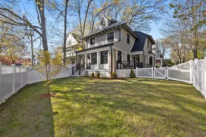 8 Stetson St, Brookline, MA 02446 - Photo 35