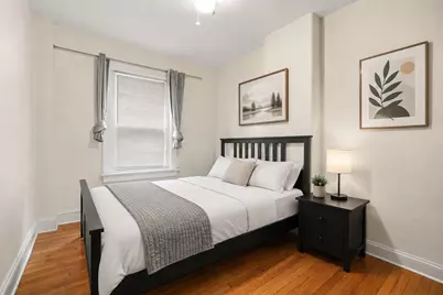 130 Myrtle St #1, Boston, MA 02114 - Photo 3