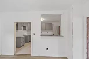 15 Redman Pl, Fitchburg, MA 01420 - Photo 19