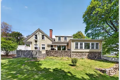 269 Green St, Stoneham, MA 02180 - Photo 31