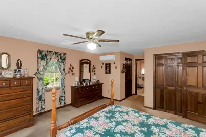 7 Mount Hitchcock Rd, Wales, MA 01081 - Photo 11