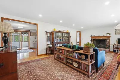73 N Maple St, Hadley, MA 01035 - Photo 9