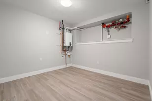 123-125 Centre St, Boston, MA 02124 - Photo 25