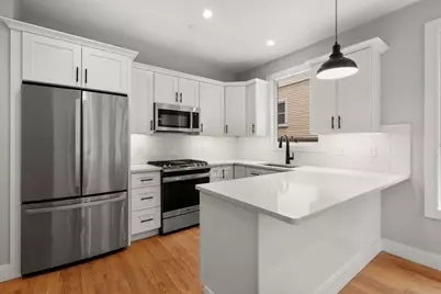 123-125 Centre St #TH6, Boston, MA 02124 - Photo 5