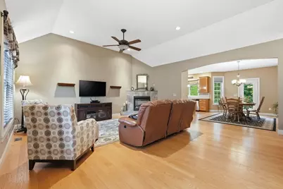 59 Gilbert Rd, Southampton, MA 01073 - Photo 9