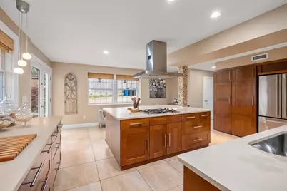 131 S Central Avenue, Quincy, MA 02170 - Photo 7