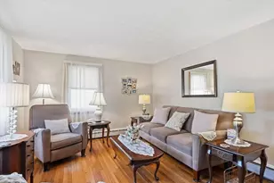 12 Cannon Rock Rd, Lynn, MA 01904 - Photo 5