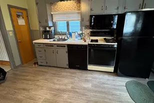 2 Rosedale Ave, Everett, MA 02149 - Photo 29