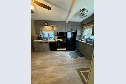 2 Rosedale Ave, Everett, MA 02149 - Photo 27