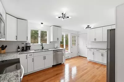 82 Stagecoach Rd, Amherst, MA 01002 - Photo 13