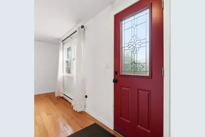 82 Stagecoach Rd, Amherst, MA 01002 - Photo 3