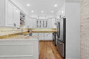 7 Upton St, Boston, MA 02118 - Photo 7