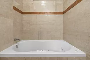 7 Upton St, Boston, MA 02118 - Photo 15