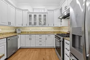 7 Upton St, Boston, MA 02118 - Photo 3