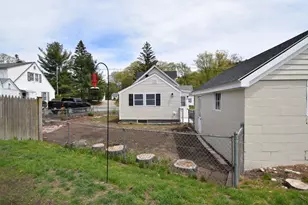 386 June St, Worcester, MA 01602 - Photo 37