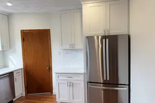 91 Greaton Rd, Boston, MA 02132 - Photo 5