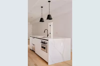 30-32 Condor St #1, Boston, MA 02128 - Photo 9