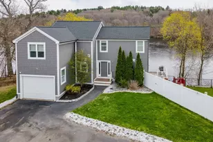 821 Merrimack Ave, Dracut, MA 01826 - Photo 1
