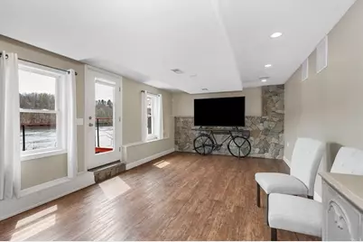 821 Merrimack Ave, Dracut, MA 01826 - Photo 23