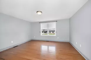 821 Merrimack Ave, Dracut, MA 01826 - Photo 17