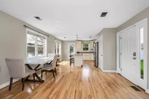 821 Merrimack Ave, Dracut, MA 01826 - Photo 3