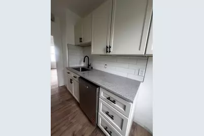 19 Reeves St, Worcester, MA 01607 - Photo 15