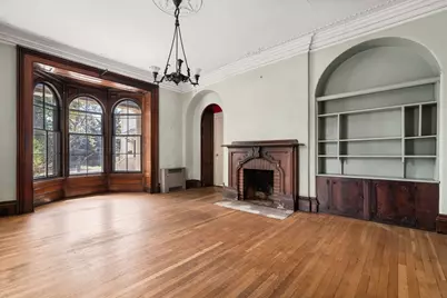 19 Linden Street, Brookline, MA 02445 - Photo 7