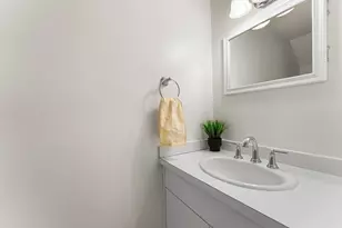 42 Village Brook Ln, Natick, MA 01760 - Photo 17
